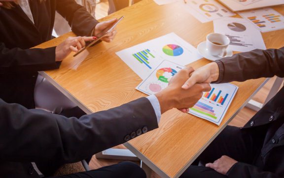 How to Establish a Good Relationship with Your Bank