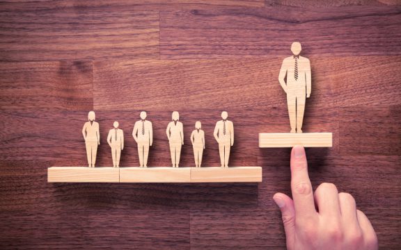 How to Attract Senior Talent to Your Startup