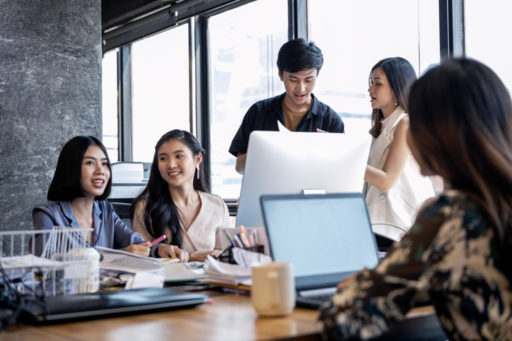 How to Manage Millennials at Workplace